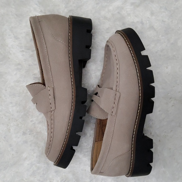 House of Harlow 1960 Other - House Of Harlow Suede Loafers